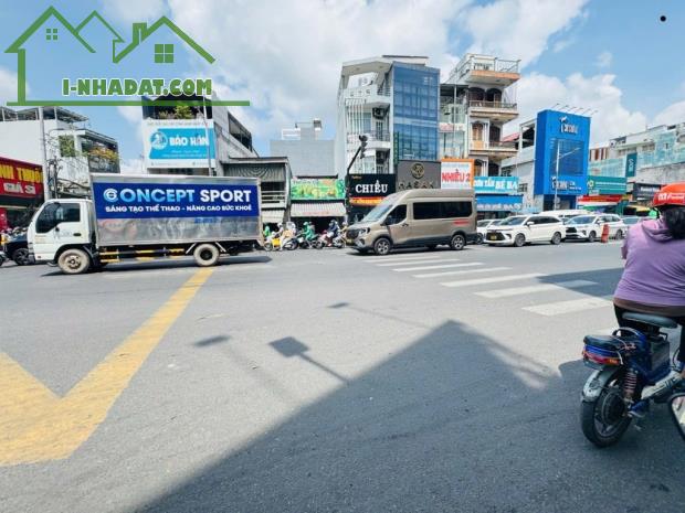 Bán gấp nhà ở ngay mặt tiền KD sầm uất Dương Bá Trạc, khu đỉnh Q.8, 78m2, SHR, chỉ 15.9 tỷ