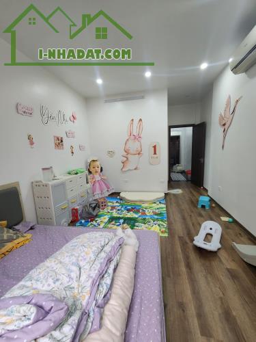 NHÀ 57M2*5T TRƯƠNG ĐỊNH, GARA, MỚI ĐẸP CHỈ 13,9 TỶ - 2