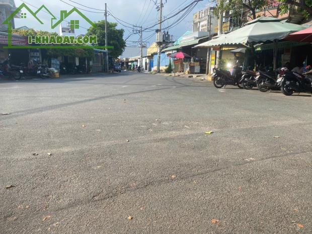 Bán nhà đẹp Lê Đình Cẩn 105m2– gần Aeon Mall, bến xe Miền Tây, Coopmart, hẻm xe hơi thông - 1