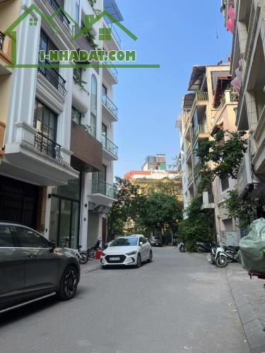 Siêu Phẩm Hiếm - Ô TÔ Tránh - Giảng Võ - Đống Đa - Dt:90m2/5tầng/5,8mMT*nhỉnh 31 tỷ