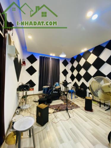 C123🔥 BIỆT THỰ MINI VIP - NGANG KHỦNG 8M - NGUYỄN THỊ THẬP - QUẬN 7 🔥 - 3