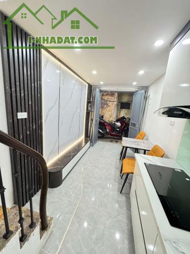 BÁN NHÀ NHỎ XINH, QUẬN ĐỐNG ĐA