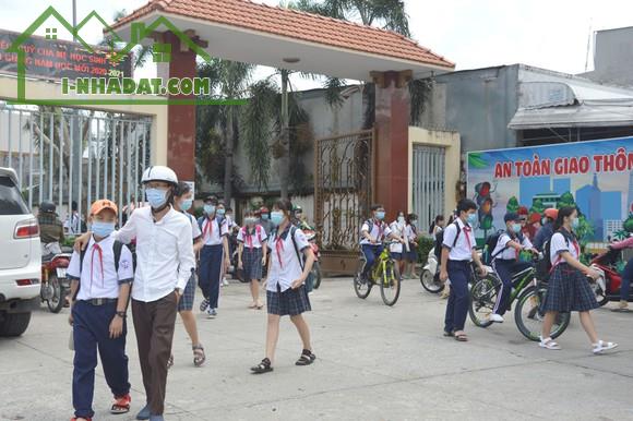 CẦN TIỀN BÁN NHANH 225M2 ĐẤT THỔ CƯ SÁT CHỢ, TRƯỜNG HỌC, NGÂN HÀNG. GIÁ 250TR - 1