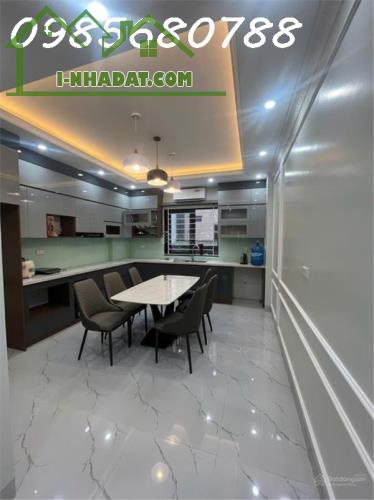 BÁN NHẢ 7 TẦNG THANG MÁY NHẬP NỘI THẤT MỚI TẠI PHÚ THƯỢNG TÂY HỒ GIÁ CHỈ HƠN 11 TỶ - 3