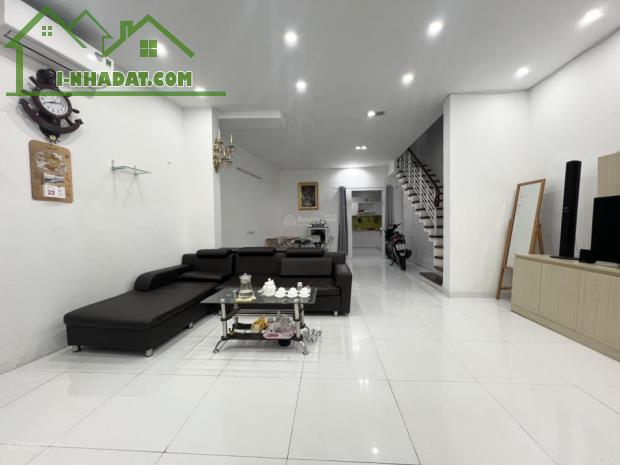 🏠 Giá tốt! Bán nhà 4 tầng trung tâm TP Nha Trang – hẻm thông, gần biển, sổ hồng hoàn - 3