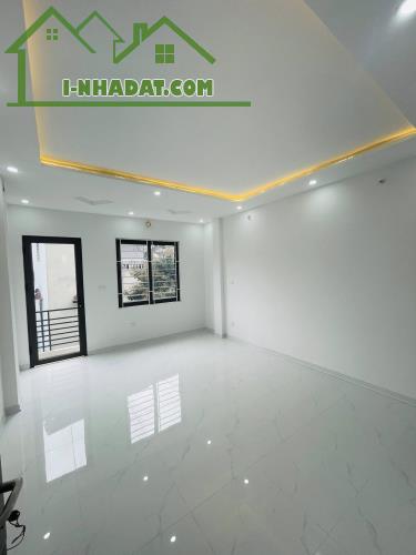 💥💥💥BÁN NHÀ DÂN XÂY 4 TẦNG PHỐ ĐỨC GIANG, SỔ RIÊNG NỞ HẬU, DIỆN TÍCH 70M2, GIÁ ĐẦU TƯ 6. - 2