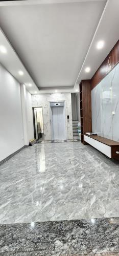 Nhà mới koong, thang máy, ô tô đỗ cổng Lê Duẩn - ngay caffe đường tàu, 5
