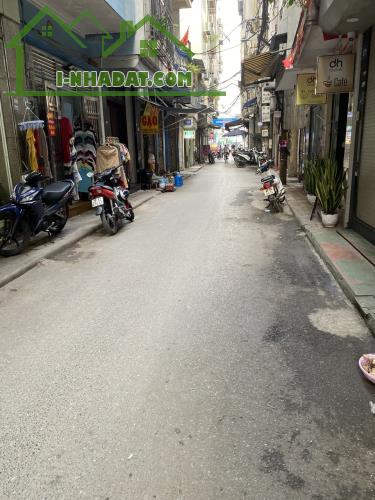 Nhà mới koong, thang máy, ô tô đỗ cổng Lê Duẩn - ngay caffe đường tàu, 5