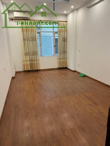 Siêu phẩm Láng, Đống Đa, 40m2, 4 tầng, Mt 3.6m, chỉ 12.2 tỷ - 1