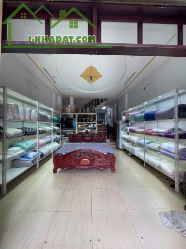 Bán nhà 4 tầng mặt tiền kinh doanh. Ngay ĐH Văn Hóa Đỗ Xuân Hợp, dt 100m2 - 5