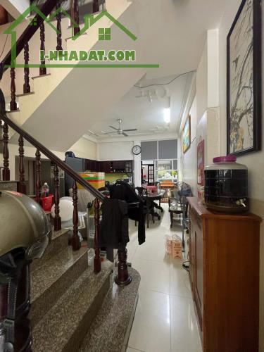 Bán nhà 4 tầng mặt tiền kinh doanh. Ngay ĐH Văn Hóa Đỗ Xuân Hợp, dt 100m2 - 2