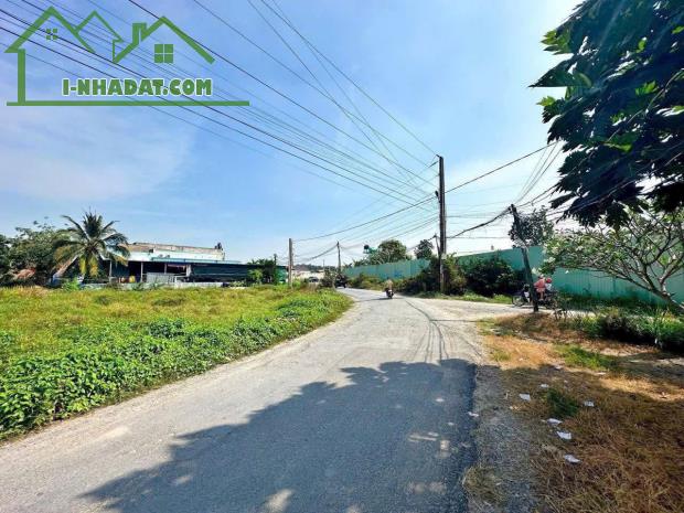 CẦN BÁN GẤP NỀN ĐẤT MẶT TIỀN GIÁ RẺ,185M2 FULL THỔ CƯ,CÔNG CHỨNG NHANH - 1