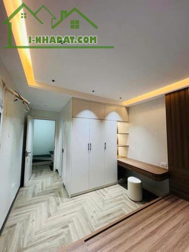 Bán nhà Vạn Phúc, 3 bước ra đường lớn , 30m2 nhỉnh 6 tỵ