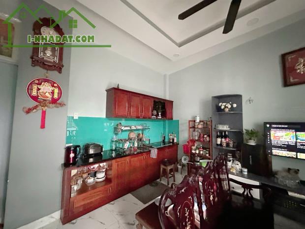 BÁN NHÀ 2 TẦNG HẺM Ô TÔ PHƯỜNG PHƯỚC HẢI NHA TRANG - 2