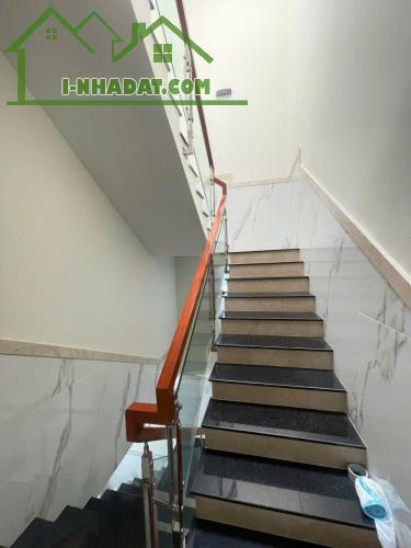 Quận 12 Bán Nhà 3 Tầng Mới Sẵn Vào Ở HXH Gần Phan Văn Hớn Đang Sẵn Nguồn Thu Giá 9,9ty - 2