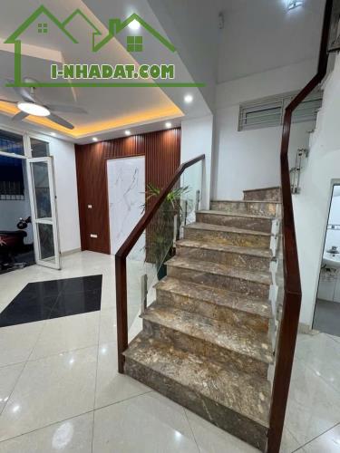 NHỈNH 5 TỶ CÓ NGAY 48M NHÀ NGÔ GIA TỰ - LÔ GÓC - FULL CÔNG NĂNG - VÀI BƯỚC RA VƯỜN HOA - - 2
