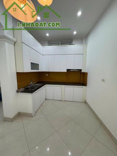 NHỈNH 5 TỶ CÓ NGAY 48M NHÀ NGÔ GIA TỰ - LÔ GÓC - FULL CÔNG NĂNG - VÀI BƯỚC RA VƯỜN HOA - - 1