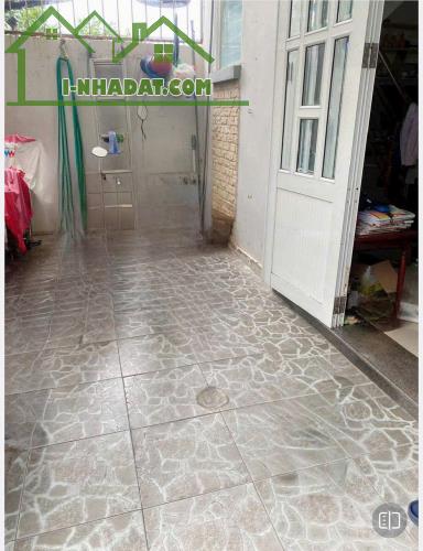 BÁN NHÀ 3 TẦNG HẺM Ô TÔ LÊ HỒNG PHONG PHƯỚC HẢI NHA TRANG 
Vị trí : Đường 4m,thuận tiện - 1