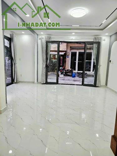 TÂN BÌNH – ÂU CƠ, LẠC LONG QUÂN – HẺM XE HƠI THÔNG – NHỈNH 4 TỶ - 2