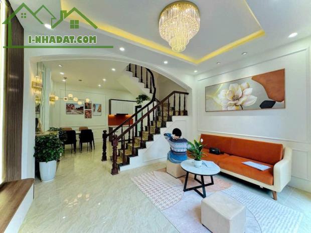 Trương Định – Hoàng Mai – 36m 4 Tầng – Nhà Đẹp 2 Thoáng – Trước Nhà Rộng 3m, 6,3 Tỷ.