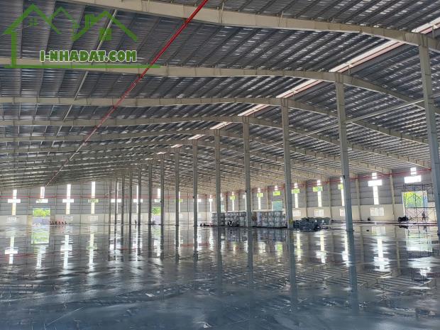 Cho thuê 4300m2 xưởng mới 100% Tân Uyên, PCCC tự động, đường xe công, giấy tờ đầy đủ