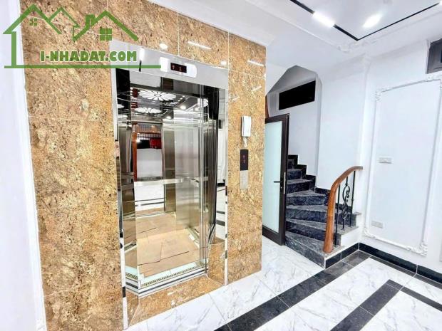 Nhà dòng tiền 71m2 Mễ Trì - nở hậu - sát công viên - bãi ô tô - mặt tiền rộng