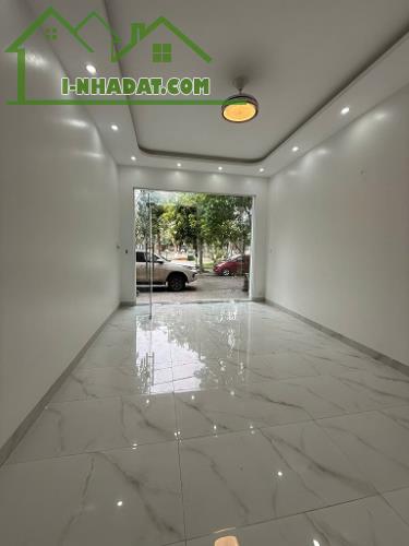 Bán Nhà 3 tầng mới View vườn hoa đường Hồ Ngọc Lân - YNa, phường Kinh Bắc - TPBN - 1
