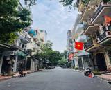 Bán nhà Khương Trung 45m2- Vài bước ra ôtô - Nội thất xịn - Hợp làm CCMN