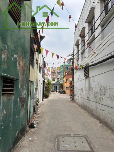 Đất đẹp- giá đầu tư Chính Chủ cần Bán Nhanh Lô Đất vị trí tại quận 6 , TPHCM - 1