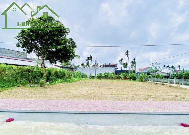 Độc quyền chính chủ 2 mặt tiền sát trường học 1-2-3 giáp Cẩm Kim -H.An - 2