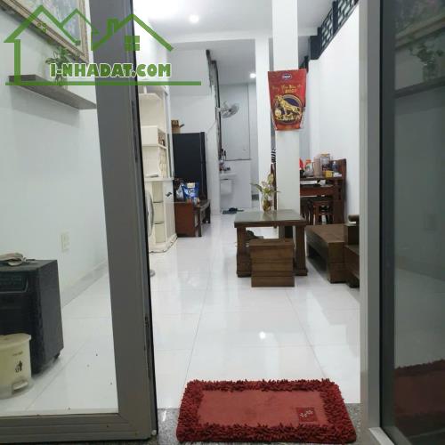 Siêu hot nhà ngay trung tâm TP Thủ Đức Giá cực kỳ hấp dẫn chỉ 2,xT.