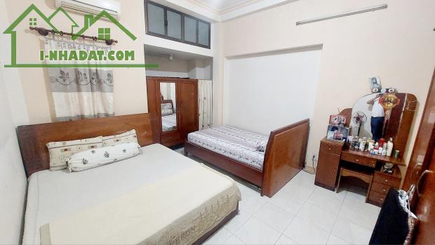 Bán nhà mặt tiền Hiền Vương-ngang 4m-66m2-sổ nở hậu-nhà mới chỉ 6 tỷ hơn