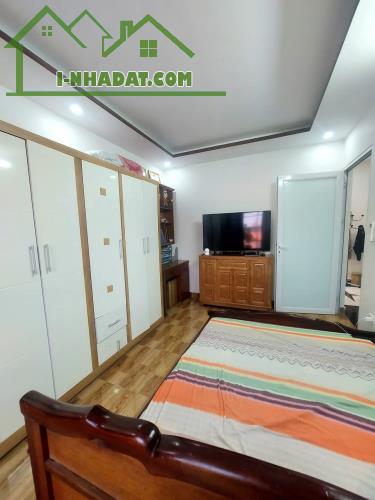 🏡 NHÀ 3 TẦNG LÔ GÓC – 67m² – CHỢ HOÀNG MAI – GIÁ CHỈ 2,55 TỶ 💥 🎯 Vị trí trung tâm, tiện - 3