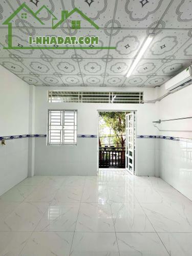 Bán Dãy Trọ (gồm 6 Căn Mặt Tiền Hẻm), đầu tư Lãi vốn + dòng tiền hàng tháng