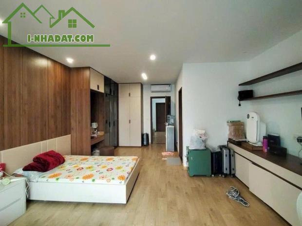 DÂN XÂY PHỐ TƯ ĐÌNH 120m,6 tầng,thang máy,2 thoáng,ngõ thông,gara,full nội thất,giá 19 - 1