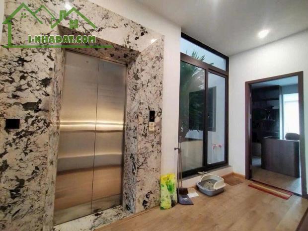 DÂN XÂY PHỐ TƯ ĐÌNH 120m,6 tầng,thang máy,2 thoáng,ngõ thông,gara,full nội thất,giá 19