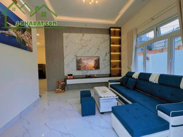 Căn bán Villa Đà Lạt - Giá Tốt Để Đầu Tư - 200m2 - 8 tỷ 8 - 1