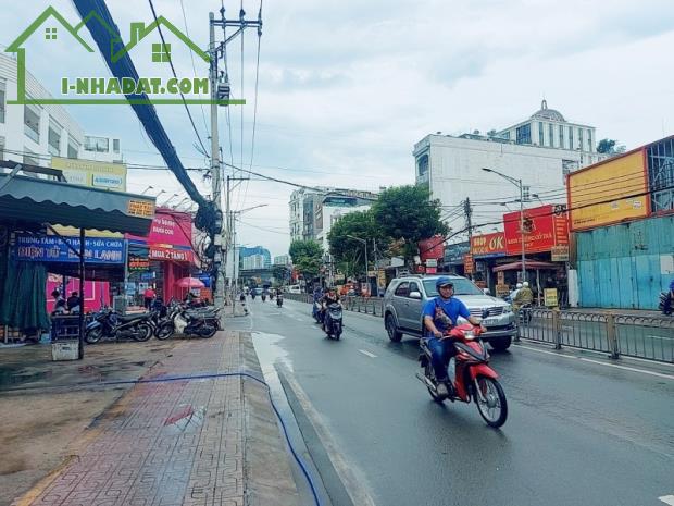 C131 🔥 BÁN NHÀ MẶT TIỀN NGUYỄN THỊ THẬP, QUẬN 7 - NGAY PHÚ MỸ HƯNG - DÒNG TIỀN ỔN ĐỊNH - - 4