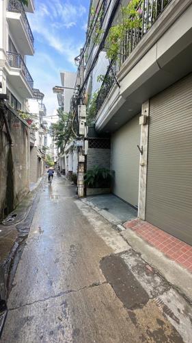 Hiếm, nhà mặt ngõ Bồ Đề, 6 tầng thang máy, ô tô vào nhà.