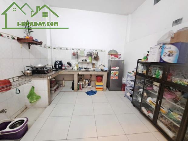 BÁN NHÀ 2 TẦNG - 60M2 - PHƯỜNG TÂN ĐÔNG HIỆP - ĐƯỜNG ĐÔNG TÁC - TP DĨ AN - GIÁ 3.6 TỶ. - 2