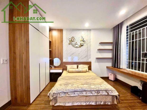Bán nhà 03 tầng 2 mặt tiền trước sau Tôn Thất Bật, Tp.Huế giá 5,x tỷ ❌