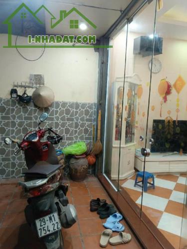 BÁN NHÀ PHÂN LÔ -PHỐ THÁ HÀ -NGÕ NÔNG- THOÁNG- DT 40M2-5 TẦNG.MT 3.7M-GIÁ CHỈ 12.5 TỶ - 2