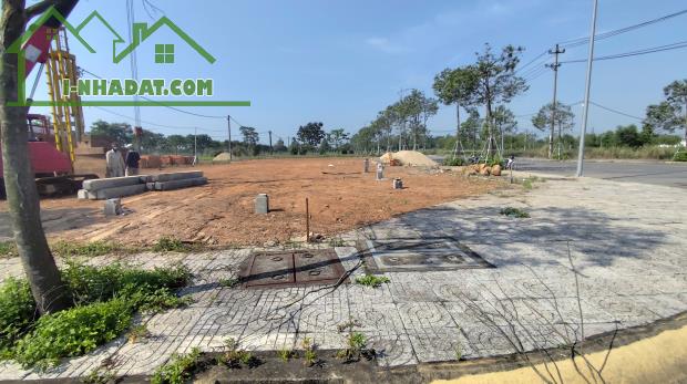 02 LÔ LIỀN KỀ ĐƯỜNG 25M TẠI KHU DỊCH VỤ HỖN HỢP VSIP QUẢNG NGÃI - 2