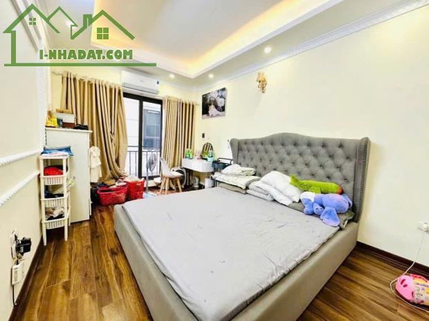 Bán nhà ngõ 206 Cổ Linh, Đối diện Aeon Long Biên. Ngõ Nông, Thoáng, Full nội thất. - 3