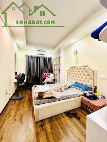 Bán nhà ngõ 206 Cổ Linh, Đối diện Aeon Long Biên. Ngõ Nông, Thoáng, Full nội thất. - 2