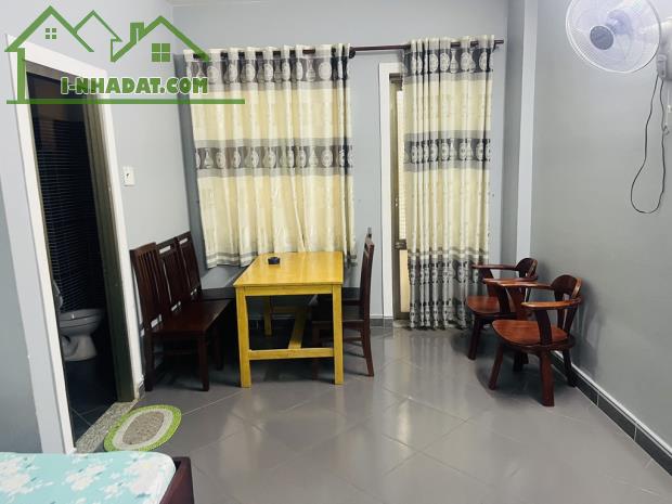 Bán khách sạn mặt tiền đông thạnh 2 6 lầu chỉ 14.5 tỷ Xã Đông Thạnh Huyện Hóc Môn - 1