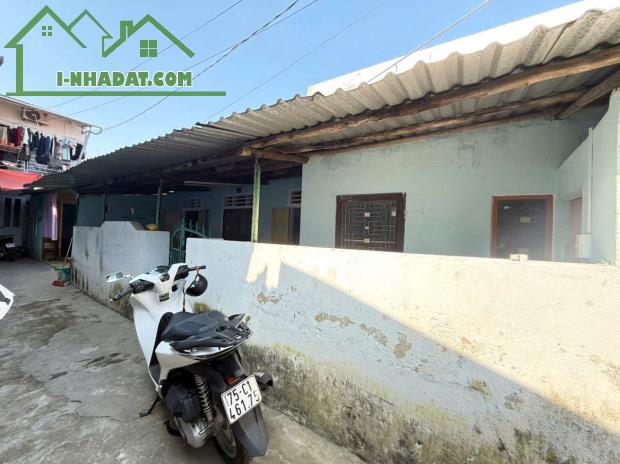 Chỉ 1,2x tỷ. Bán đất tặng nhà c4 đầy đủ công năng sát Cầu Nguyễn Hoàng - Kim Long ,TP