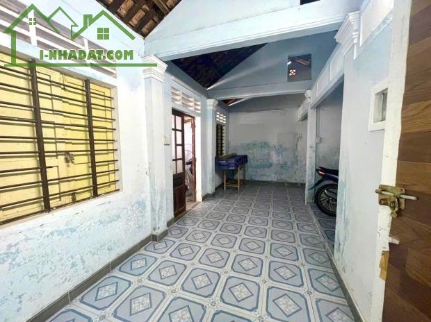 Chỉ 1,2x tỷ. Bán đất tặng nhà c4 đầy đủ công năng sát Cầu Nguyễn Hoàng - Kim Long ,TP - 2