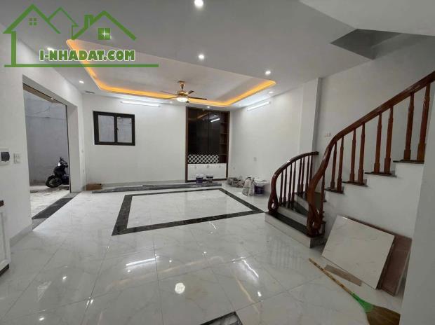 SIÊU PHẨM PHÚC LỢI, 50M2, 5 TẦNG, NGÕ NÔNG - GẦN HỒ SEN PHÚC LỢI, ÔTÔ DỪNG ĐỖ NGÀY ĐÊM - - 3