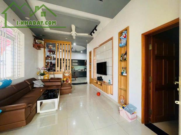 BÁN NHÀ 1 LẦU NGANG 5M MẶT TIỀN NGAY CHỢ BÌNH CHÁNH GIÁ 1TỶ150TR, ĐANG CHO THUÊ 19TR/THÁNG - 2
